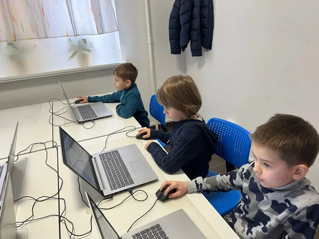 Создаем Первые игры