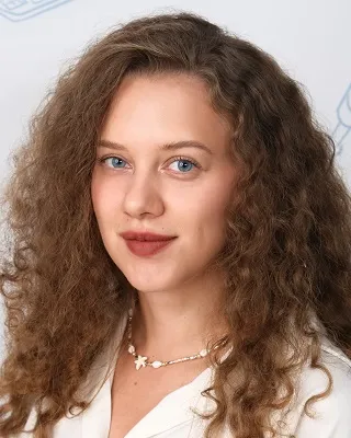 Усанова Яна Дмитриевна