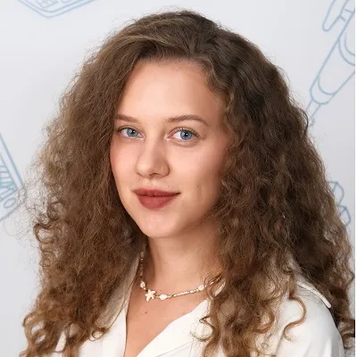 Усанова Яна Дмитриевна